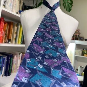 Leishman funky 80s tie 🪩🕺🏽